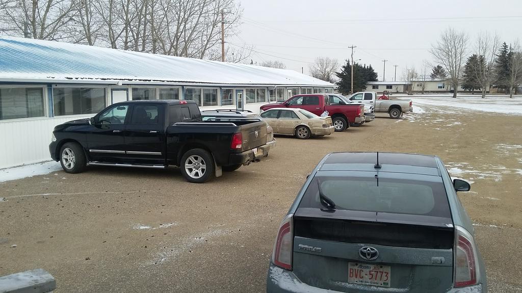 Raval Paradise Motel And Rv Park Youngstown Exterior foto